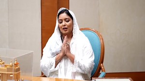 Harshdeep Kaur's soulful Ik Onkar resonates at Sikh Sangat led by PM Modi. Watch