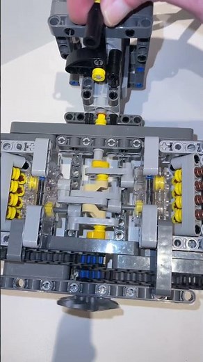 Lego boxer engine with working valves