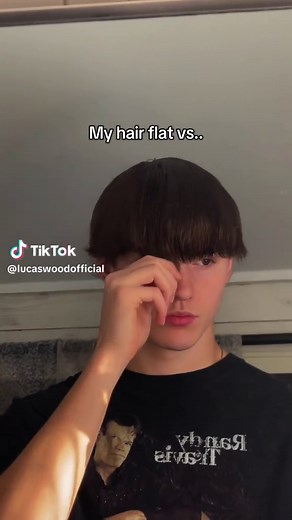 How to Texture Hair for a Stylish Look