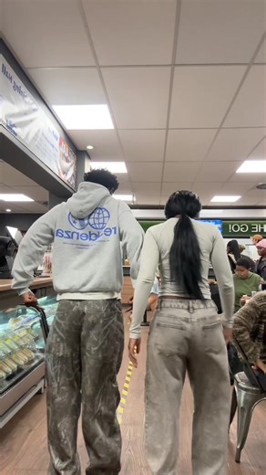 Me and Britiny we’ve been down in Atlanta 😭😫#fyp #goviral #trendingdance #zeddywill #university