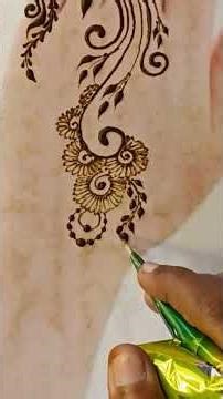 Simple Aesthetic Floral Backhand Mehndi Design #mehndi #backhandmehndi #floralmehndi #simplemehndi
