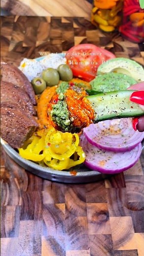Easy Spicy Hummus Recipe (Vegan + Gluten-Free)