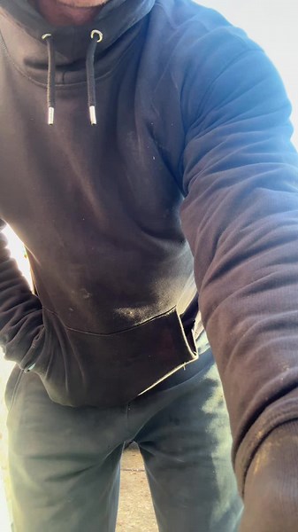 Outdoor Manual Labor: Sledgehammer Technique Tips