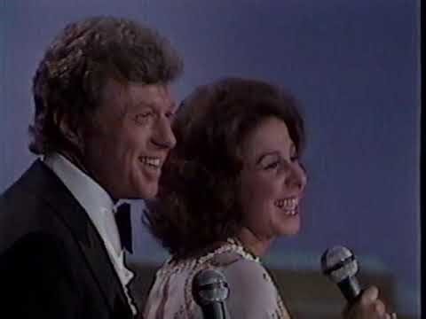 STEVE LAWRENCE & EYDIE GORME sing the same song in two different Bell Telephone programs 1976/1963