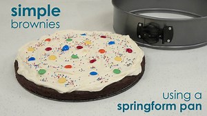Find out how simple it is to use a springform pan. http://bit.ly/2ifZgnv | Tastefully Simple, Inc.