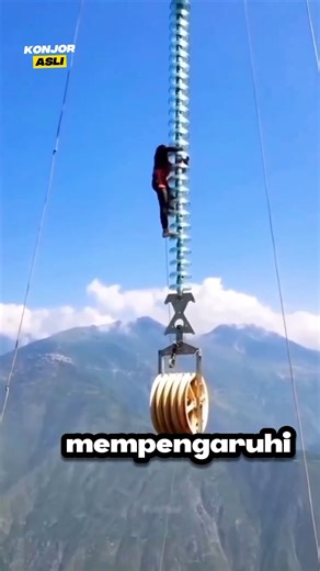PENJELASAN LENGKAP: FUNGSI ISOLATOR LISTRIK DAN KENAPA PEKERJA HARUS MEMECAHKANNYA‼️