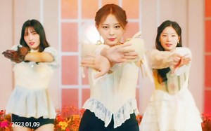 TWICE英单先行曲Moonlight Sunrise MV！