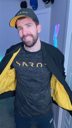 Unboxing this awesome #SAROS care package courtesy of ‪@PlayStation‬!