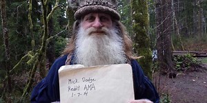 Former Marine Left His 9-To-5 Job To Live Barefoot In The Forest