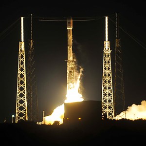 SpaceX unveils sleek, white spacesuit for astronaut travel