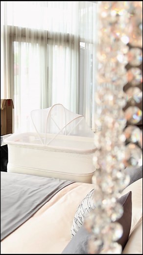 Maydolly Cradle: Elevating Every Moment with Comfort and Style