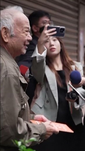 Taiwan hands out 'crisis' guide on what to do if China invades | DW News