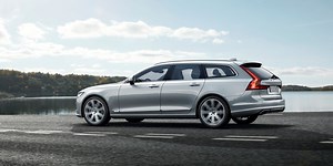 Volvo Discontinues V90 and Base V60 Wagons for 2022