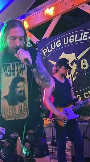 Watch this Florida punk band absolutely destroy the stage #concert #liveperformance #undiscovered
