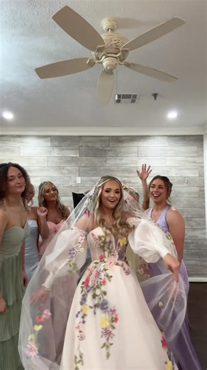 my girlssss💐💐💐 #wedding #bridesmaids