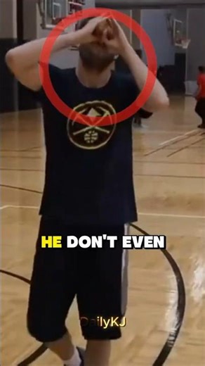 Unc must've CALCULATED the velocity of the ball 😭😭 #basketball #streetball #shorts