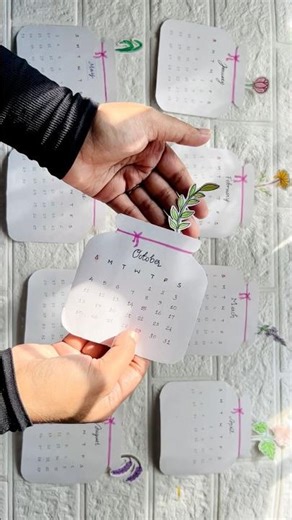 Let's make it more aesthetic 🫢 table -top calendar diy #papercraft #papercalender #2026