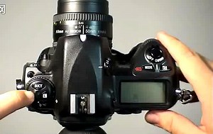 2.尼康数码单反相机D2X-机顶操作