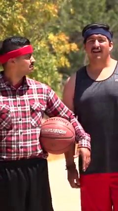 How to play basketball | David Lopez