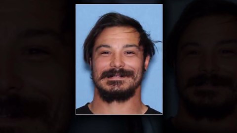 New photos of Travis Decker released amid manhunt