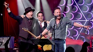 Bruce Springsteen surprise at Carr Fund benefit in New York City