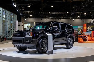 2024 Toyota Land Cruiser Up Close: An Off-Road Hero Gets Modernized | Cars.com