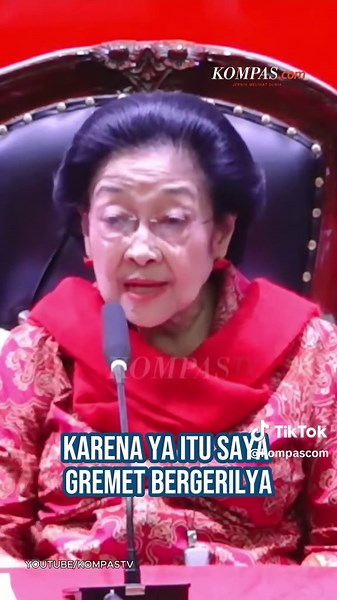 Ketua Umum Partai Demokrasi Indonesia Perjuangan (PDI-P) Megawati Soekarnoputri menegaskan bahwa pemberian gelar pahlawan nasional tidak boleh dilakukan sembarangan. Hal tersebut ia sampaikan dalam pidatonya pada seminar peringatan 70 tahun Konferensi Asia-Afrika (KAA) di Blitar, Jawa Timur, Sabtu (1/11/2025). Ia mengingatkan pemerintah untuk lebih selektif dan berhati-hati dalam memberikan gelar tersebut, dengan menimbang rekam jejak perjuangan dan tanggung jawab moral seorang tokoh terhadap ba