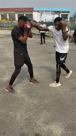 BASIC BOXING DRILL TUTORIAL #boxing #boxingtraining #martialarts #shorts