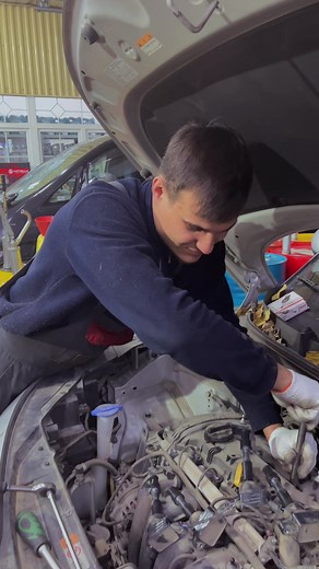 Обеспечьте надежность своему автомобилю с нашим комплексом услуг: 1. Замена масла 2. Замена всех фильтров 3. Замена антифриза 4. Замена свечей 5. Чистка форсунок 6. Промывка печки 7. Компьютерная диагностика 8. Чистка дросселя 9. Мелкосрочный ремонт Приходите по адресу: • Поддубного 115 • Халиуллина 194/14Б Или звоните: • 8 747 146 66 15 • 8 775 110 85 55 Доверьте свой автомобиль профессионалам! 🚗✨