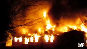 #NEW: Viewer videos and photos show the intensity of last night's fire in Nahma. Learn more: https://www.uppermichiganssource.com/2021/04/22/boil-water-notice-for-nahma-after-large-fire/ | TV6 & FOX UP