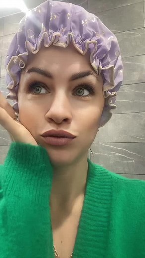 Creative Shower Cap Style Ideas for Fun Looks