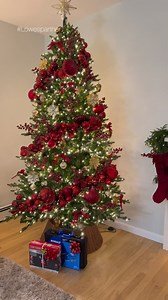 Giving my friend’s apartment a Christmas makeover with the help of Lowe's Home Improvement #lowespartner #ad | Build and Create Home