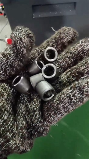 Automatic chamfering machine