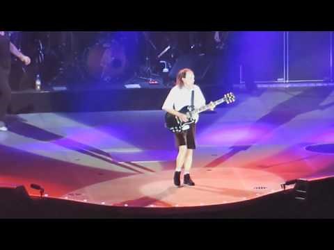 AC/DC Have A Drink On Me (Live in Los Angeles 2015) Multi-cam