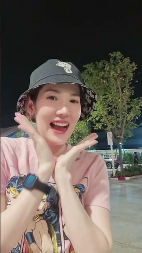 You can dance anywhere. #LomPlemPat #Cover #BananaKlongHoiKhong #BananaChomchana #bananakhong #dance