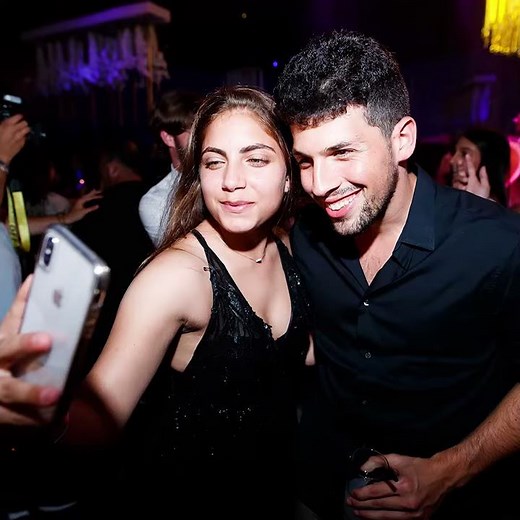 Kululu - #1 Wedding Photo Sharing App