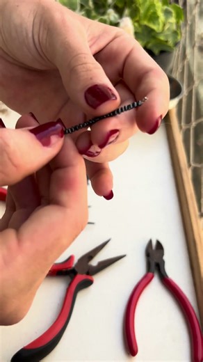 Simple bead earring design 🖤