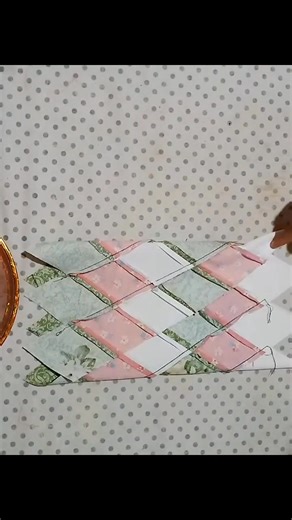 82K views · 549 reactions | Sew the mat with three color strips | Patchwork Ideas Patchwork Credit @BrilliantArt Pattern: https://tinyurl.com/258qc8uj | Quilt Patterns PDF | Facebook