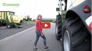 KRONE Kalender Juli 2017 – Laura Stegemann