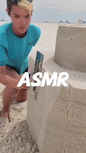 Slice #sand #sandcastle #asmr #sandasmr #sandsculpture #sandart #process #oddlysatisfying #beachart #satisfying #sculpture