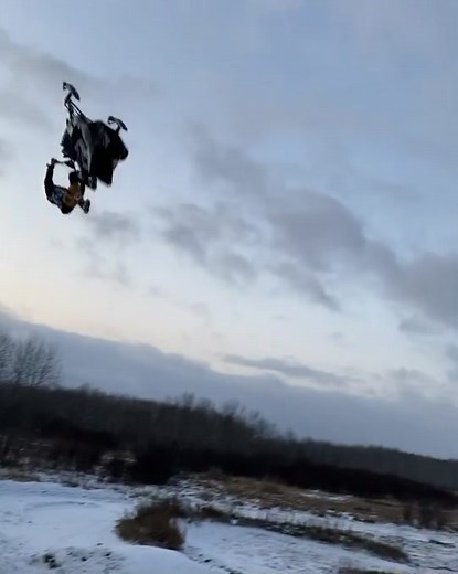Indy flips at the foam pit 🤙 #foampit #bestthings #canadianstorytime #foryou