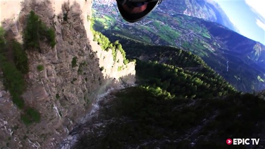 Meet Ludovic Woerth: Elite wingsuit pilot & cameraman – Part 1