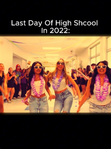 Already 4 years ago 😭#memory #throwback #nostalgia #dance #lipdub #student #lastdayofschool #usa #fyp #viral