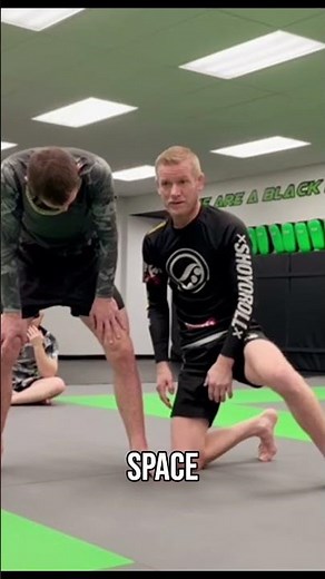 Grappling Secrets: Master the Takedown!