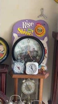 Battery operated train clock 5:00
