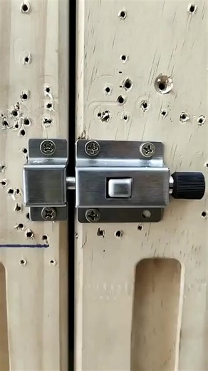 Awtomatikong spring-loaded bolt lock na hindi kinakalawang na asero para sa mga pinto ng kwarto, bintana ng banyo, atbp. #Lock ng bolt ng pinto at bintana #Awtomatikong spring-loaded bolt #Lock ng pinto at bintana na hindi kinakalawang na asero #Tahimik at anti-collision lock #Pagkabit na walang drill