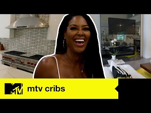 Kenya Moore's Amazing Atlanta Manor | MTV Cribs | MTV UK