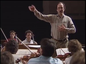 "The real great jewel" of Beethoven's symphonies 💎 Nikolaus Harnoncourt rehearses Symphony No. 8 with the Chamber Orchestra of Europe. Discover their recordings of the nine symphonies within the Beethoven Complete Works edition: https://w.lnk.to/beethovenFA #Beethoven2020 | Warner Classics & Erato