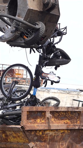 What qualifies as an unlawful E-Rideable and E-bike? 🛴🤔 WA Police Force have seized and crushed over 30 unlawful E-Rideable and E-bike units since the start of the year. Is yours next? Make sure you’re up to date with the current laws and learn the rules that keep eRiders and other road users safe. Visit https://bit.ly/4jR9pr4 for more information. | Western Australia Police Force