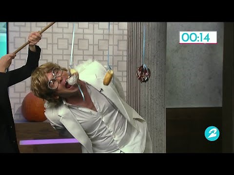 Donut on a string game: Elton John vs. Madonna | HOUSTON LIFE | KPRC 2